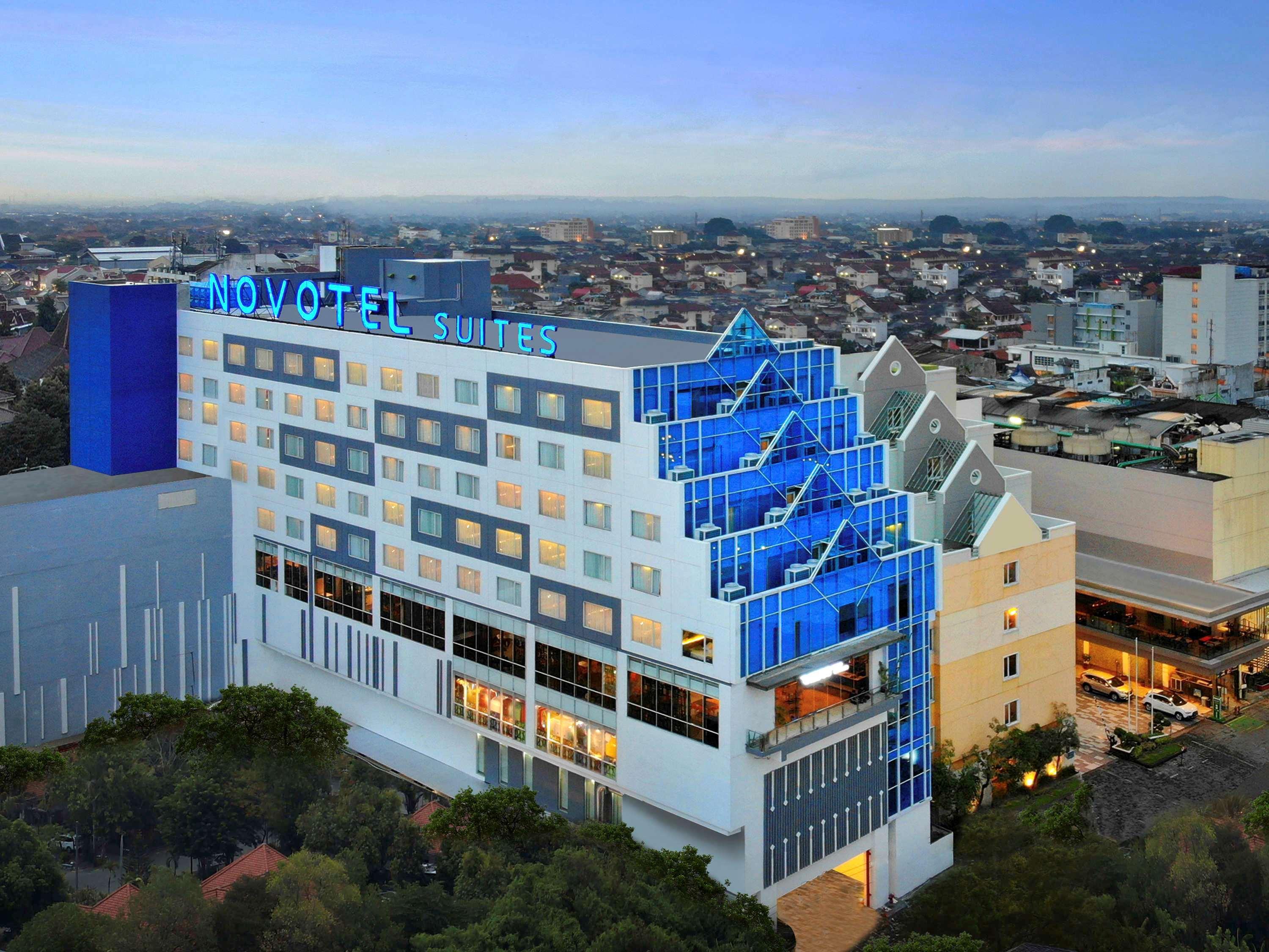 Novotel Suites Yogyakarta Malioboro Εξωτερικό φωτογραφία
