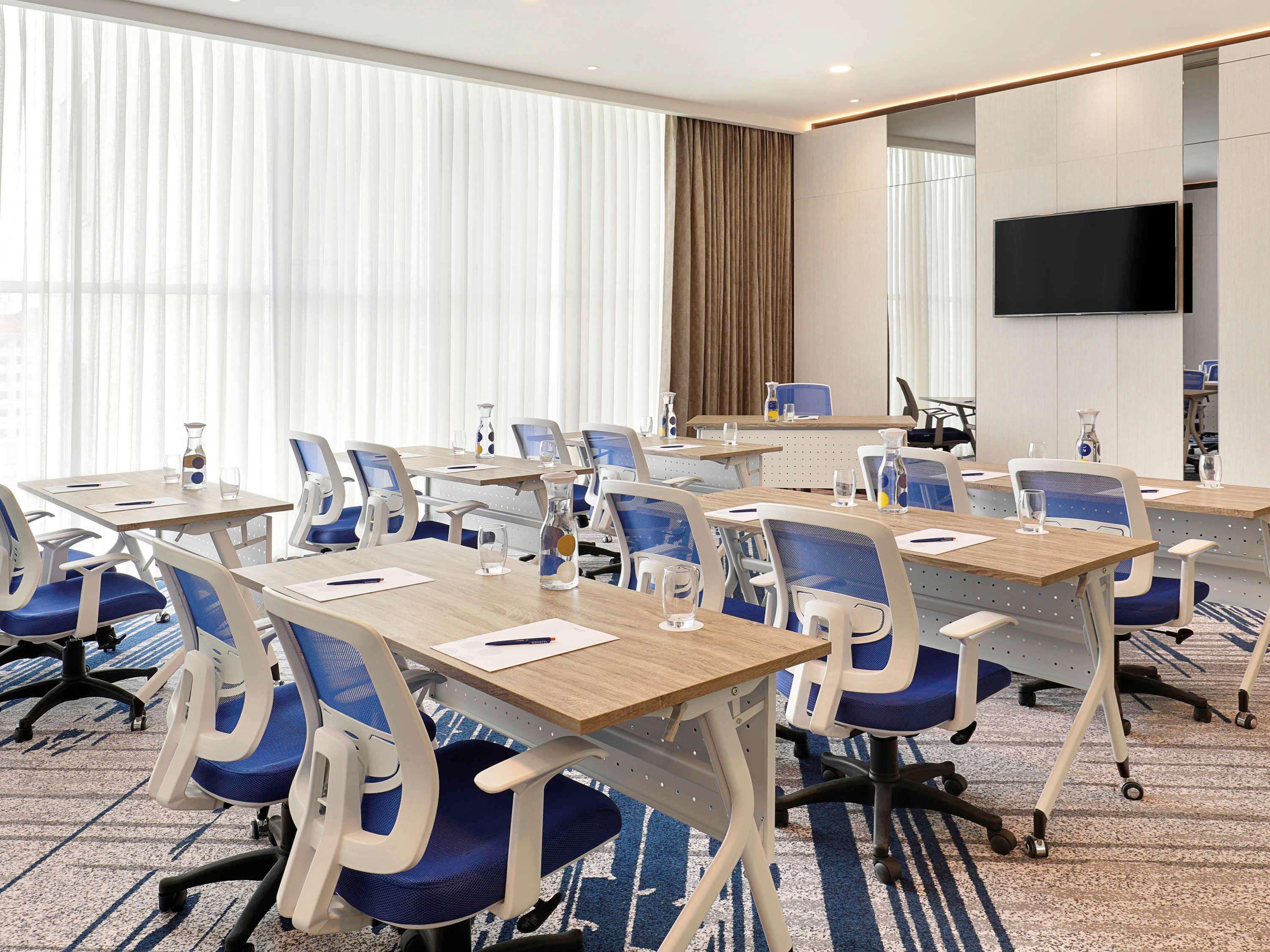 Novotel Suites Yogyakarta Malioboro Εξωτερικό φωτογραφία