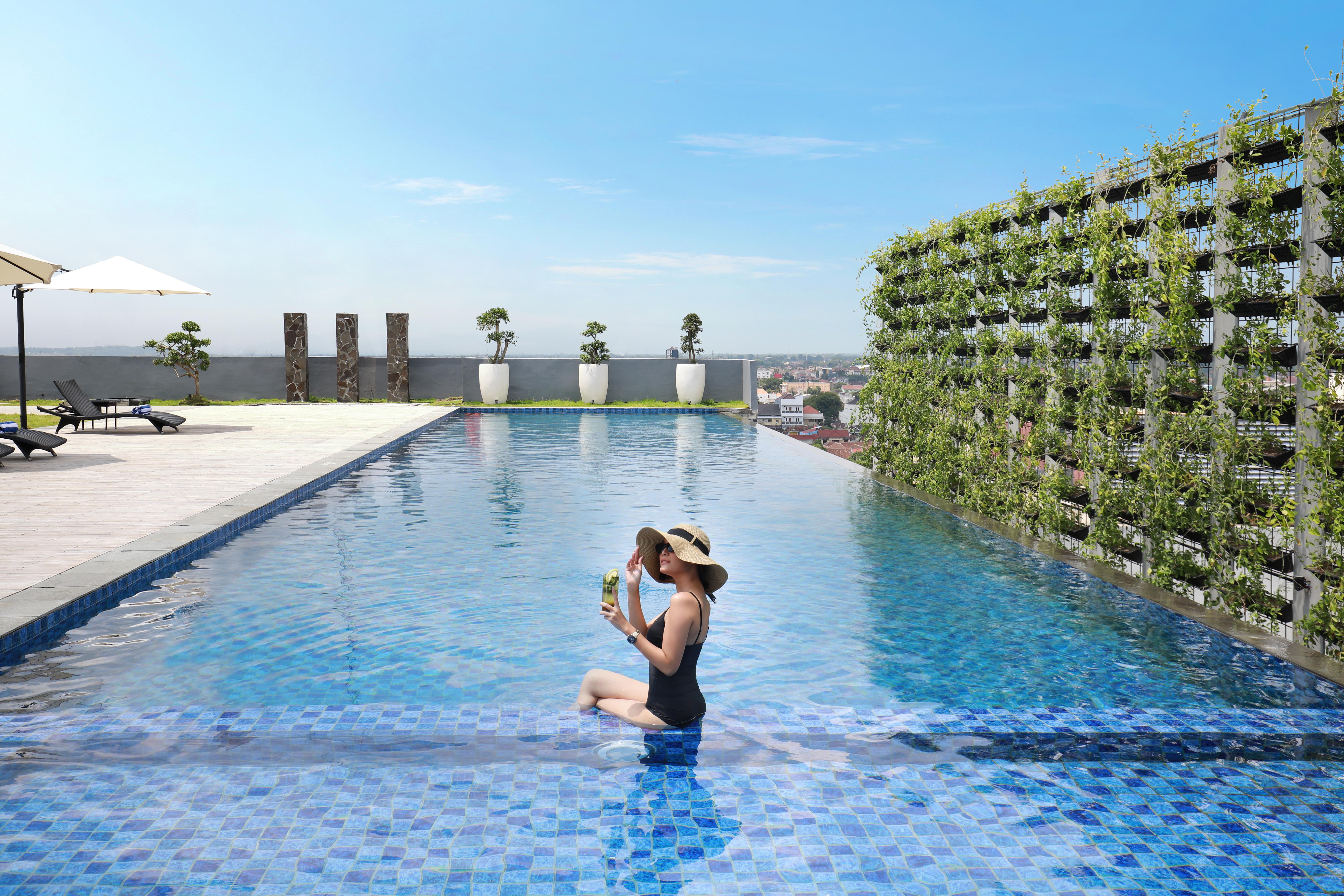 Novotel Suites Yogyakarta Malioboro Εξωτερικό φωτογραφία
