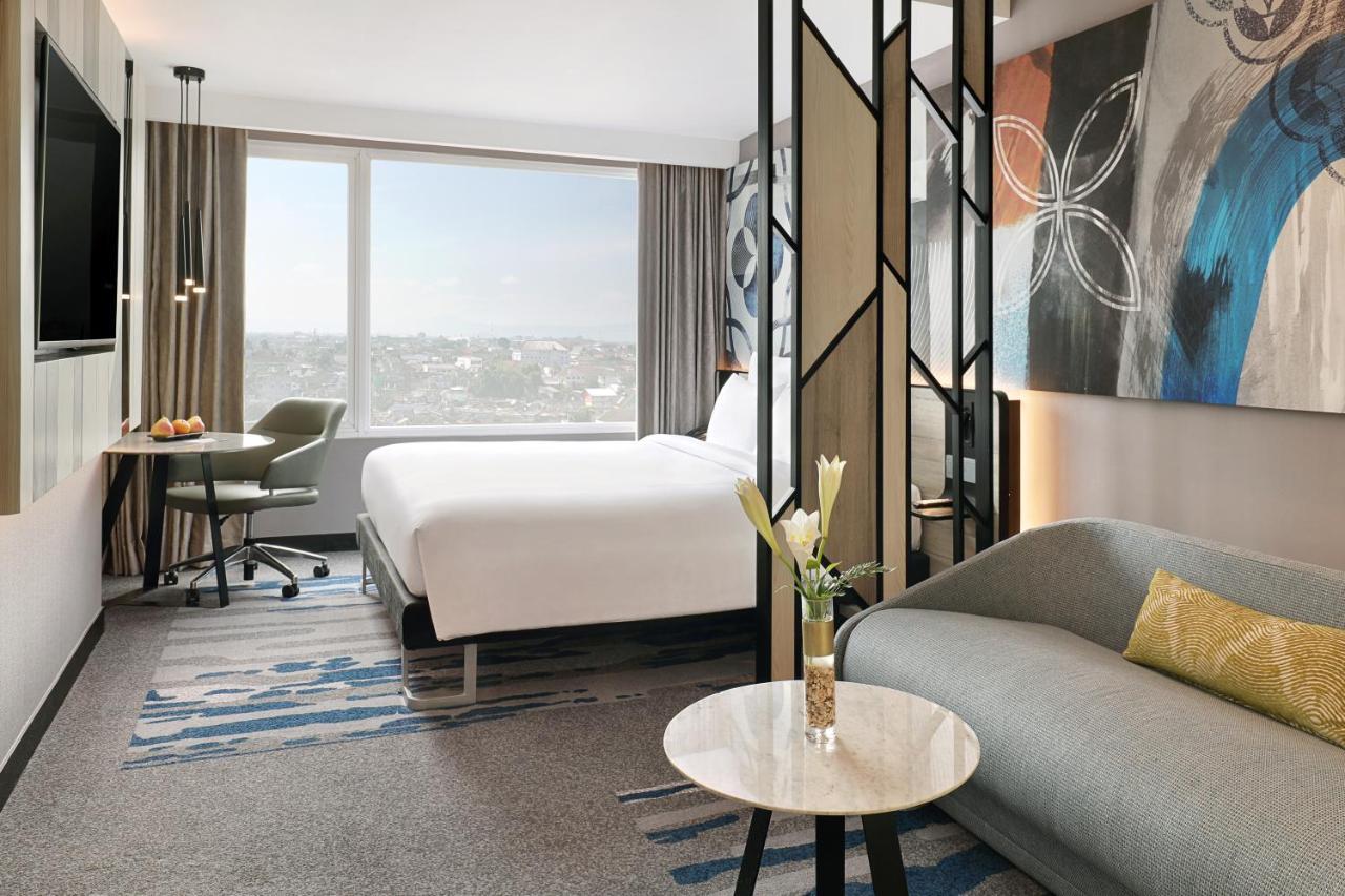 Novotel Suites Yogyakarta Malioboro Εξωτερικό φωτογραφία